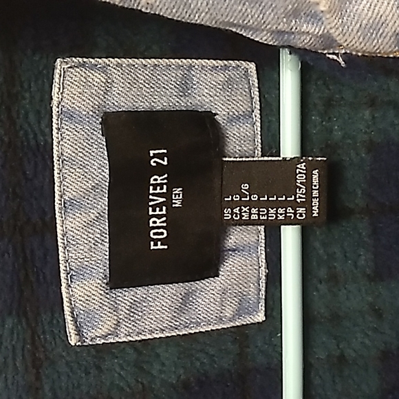 Forever 21 Men's 100% polyester and Jean jacket distressed Size large. - Picture 2 of 8